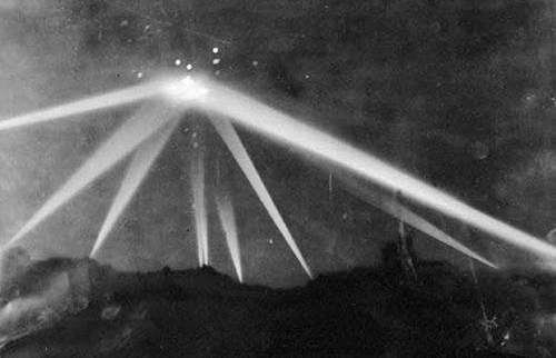 Real Pictures Of Alien Space Ships (Also Called UFO)