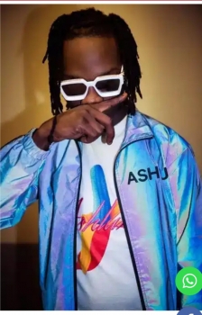 Naira Marley Is Known To Be Totally Different From Other Artiste In Nigeria.