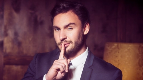 11 Things Men Do Secretly