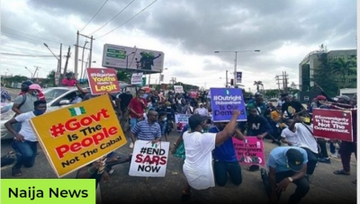 EHYA!! Man Warns #Endsars Protesters After Getting Stuck In Traffic With Sick 2-year-old Daughter
